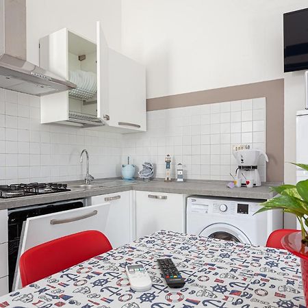 Nicola House Il Faro Apartment Червия Екстериор снимка